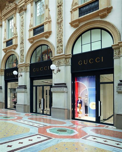 negozio gucci agnano|negozi gucci oggi.